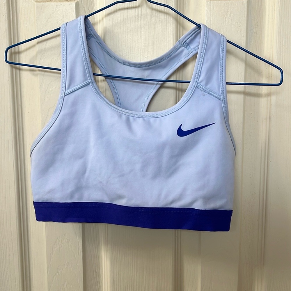 Nike Dri-FIT Swoosh Bra